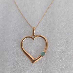 Eterna Gold 14k Heart Necklace with Emerald & 14k Gold Chain